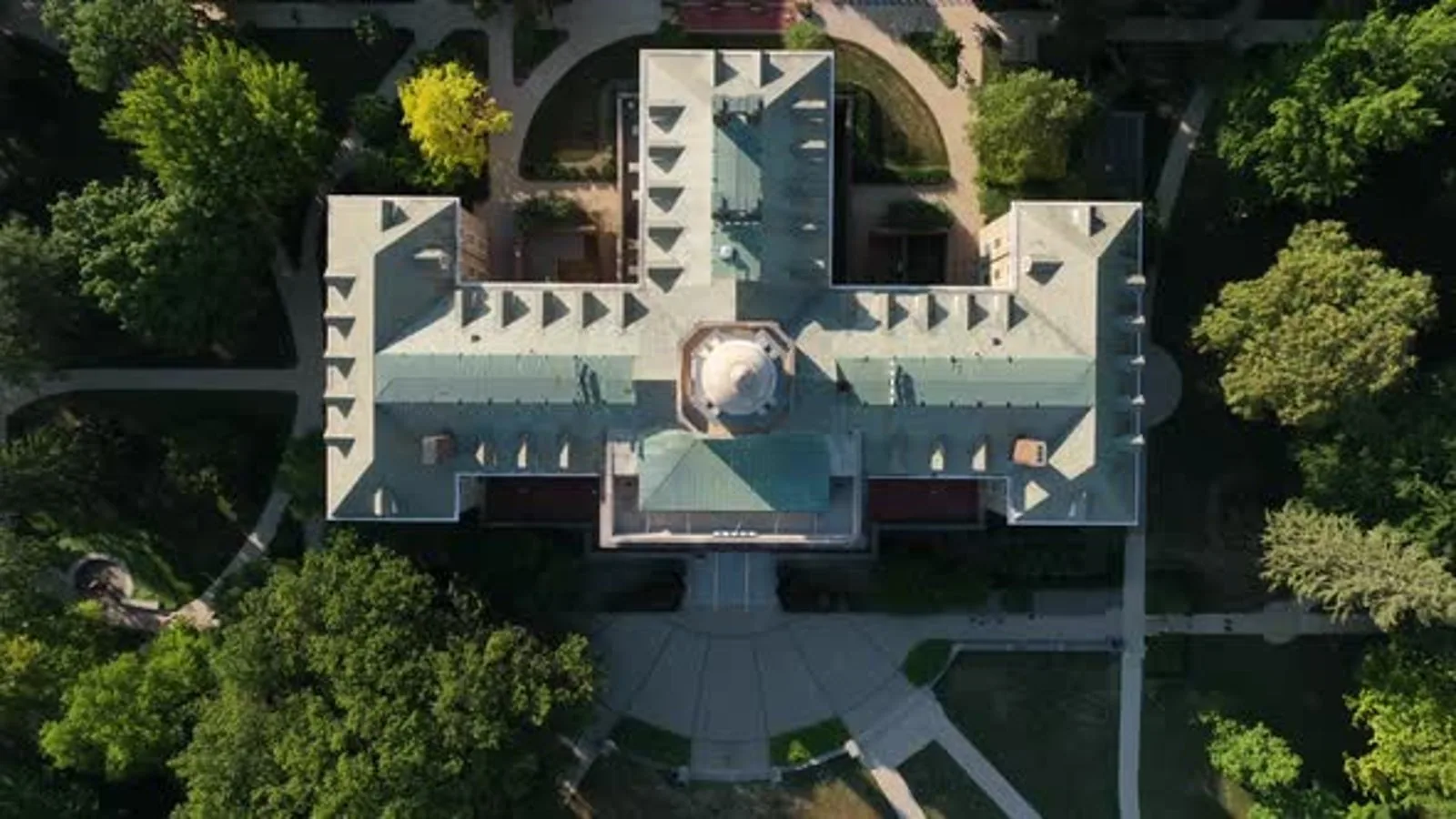 College and University Roofing in Yakima, WA
