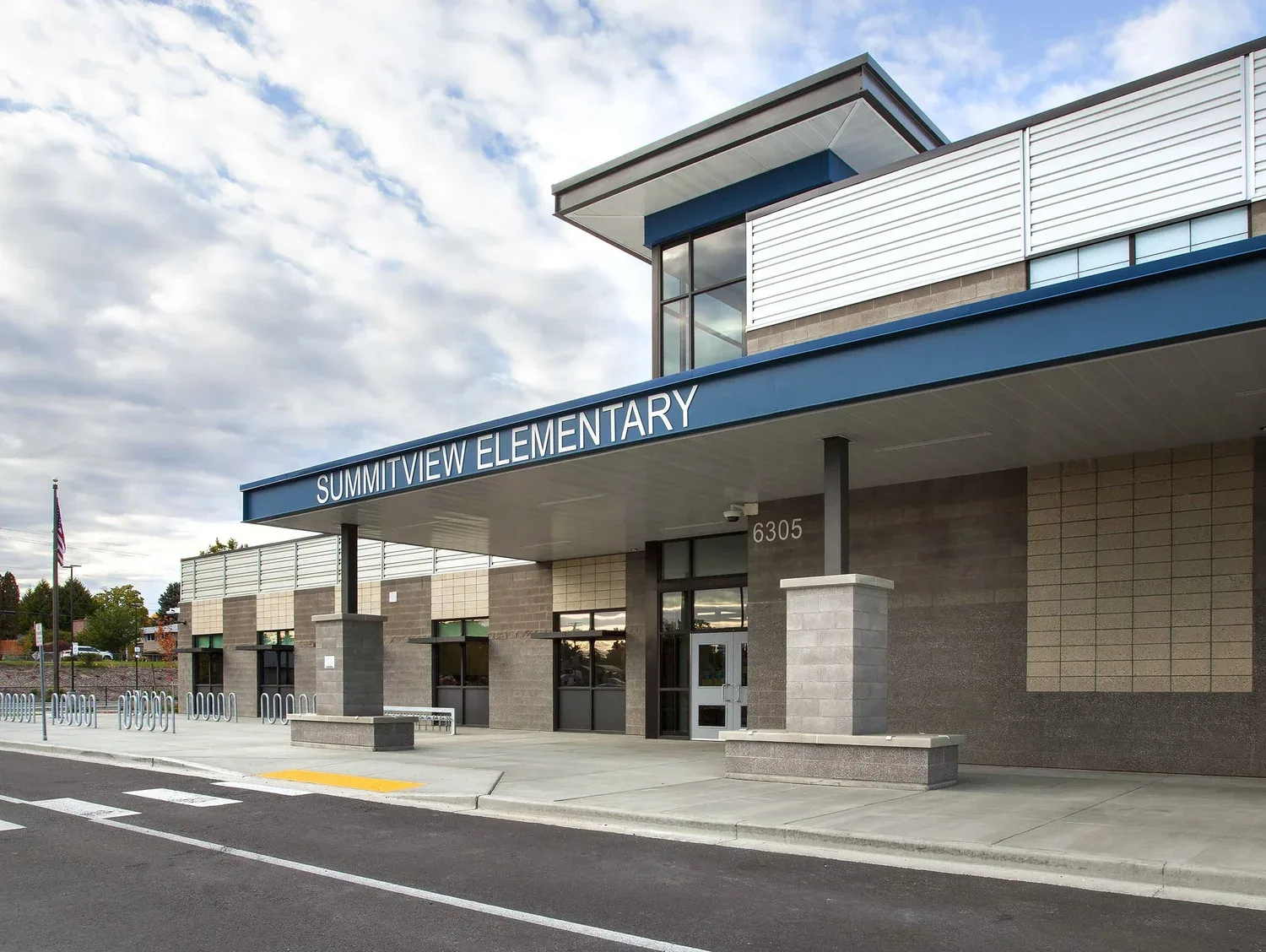 Commercial Roofing in Summitview, WA